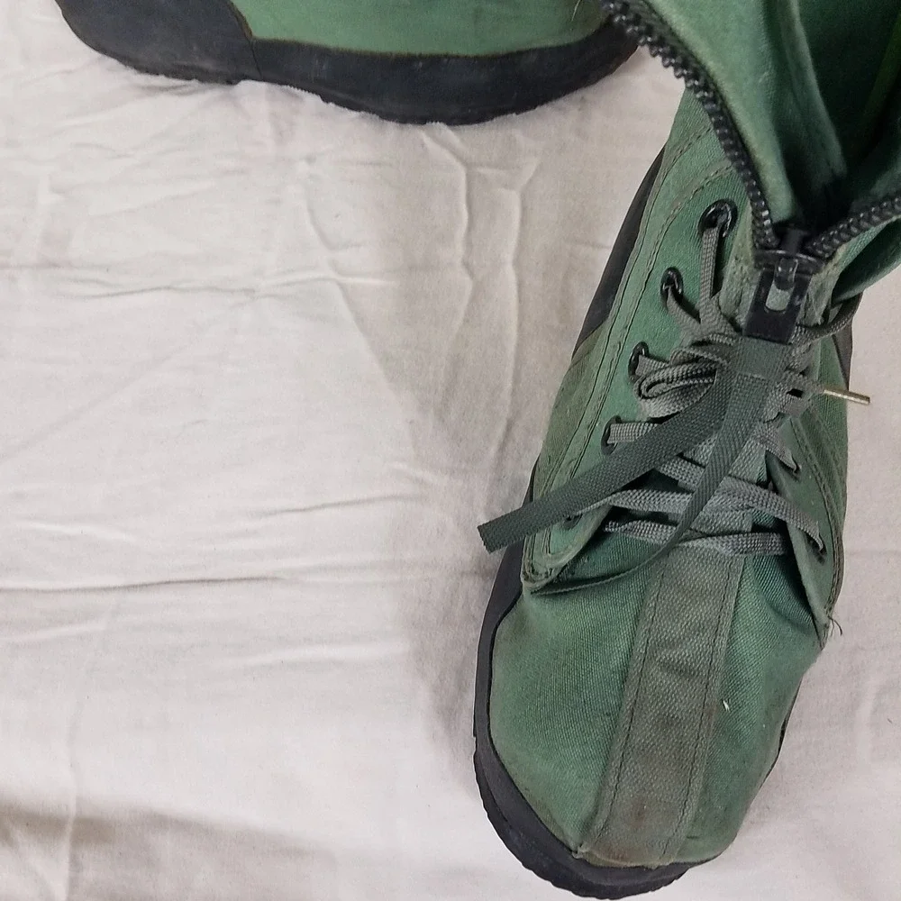 US Military N-1B Mukluk Boots Mens Medium Green Good Extreme Cold Weather 1988